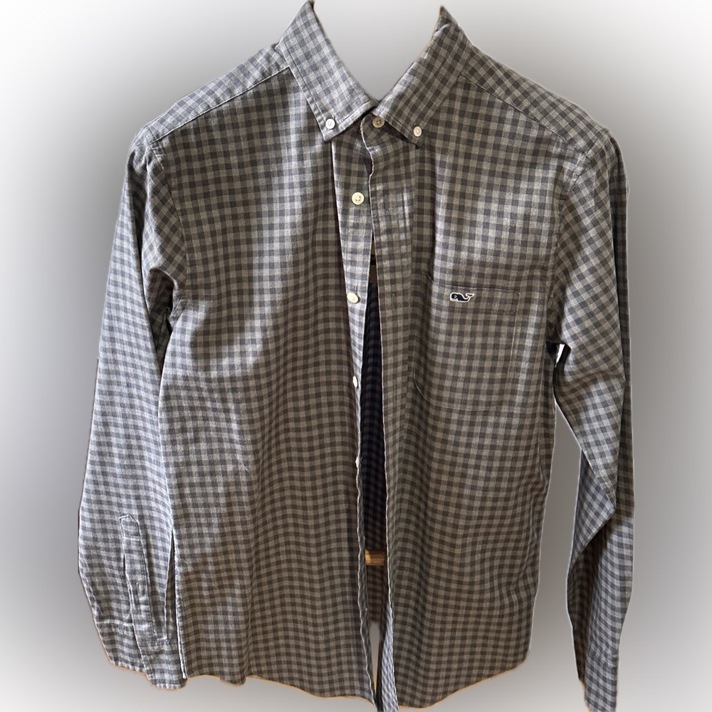 Vineyard Vines Men’s Medium Classic Fit Tucker
